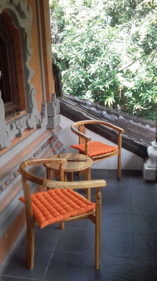 Shalana Homestay- Formerly Teka Teki House Seminyak  Ngoại thất bức ảnh